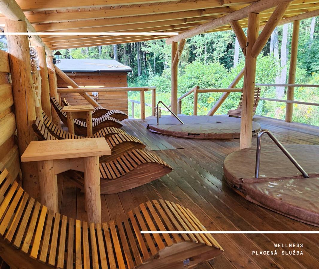 Hotel Kamzik *** Мала-Моравка Экстерьер фото